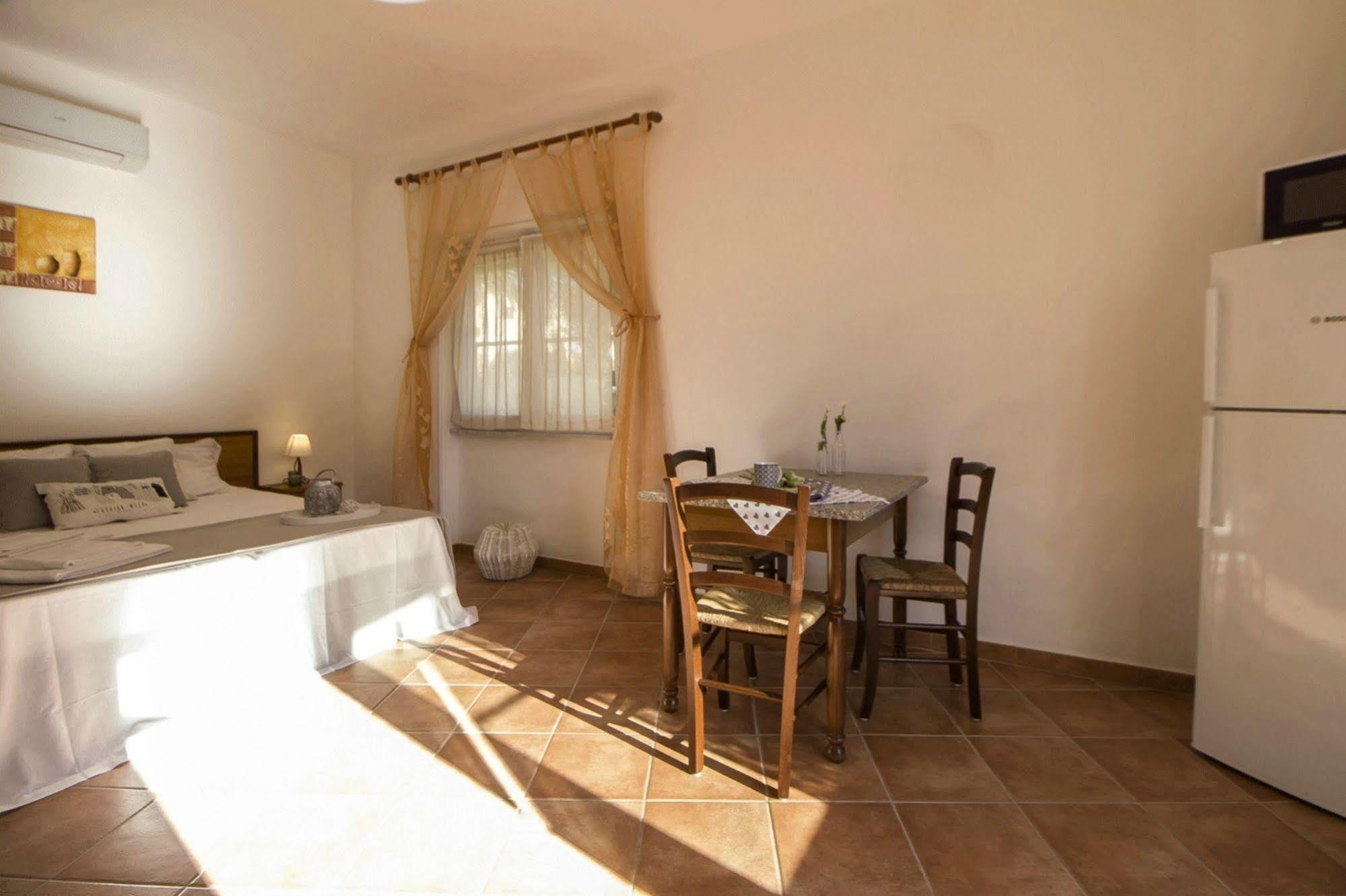 Appartement Casa Vacanze Cau - Viale Europa à Alghero Extérieur photo